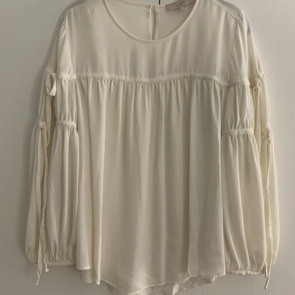 LOFT Cream Long Sleeve Blouse